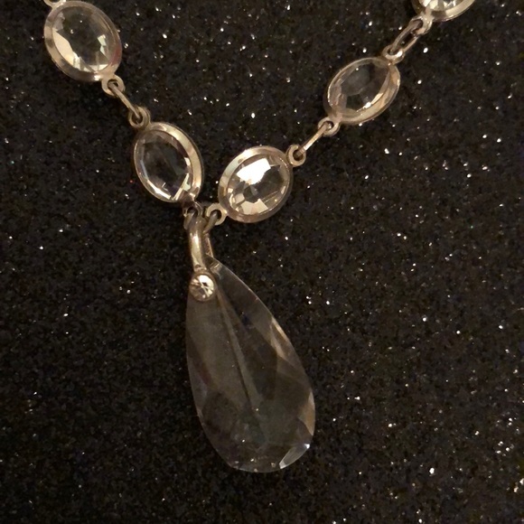 Silver and Clear Teardrop Gemmed Necklace - Picture 2 of 4